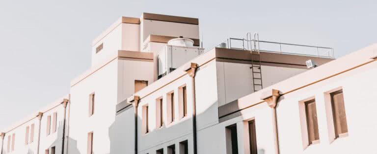 What to Know Before Using Airbnb For Your Next Event Space