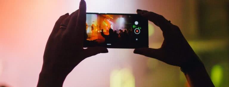 What is the Real Impact of Smartphones at Live Music Events?